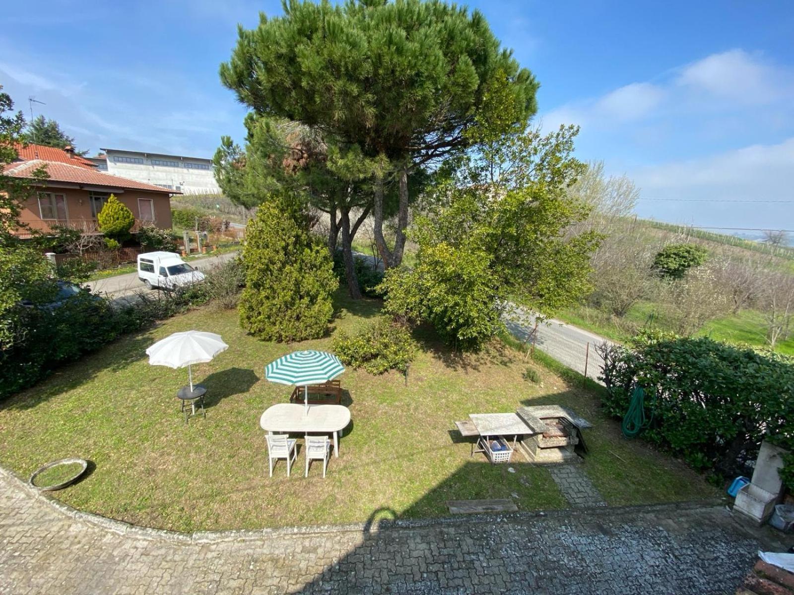 הוילה Santa Maria della Versa Capricornio Club Diffuso Casa Carlotta מראה חיצוני תמונה